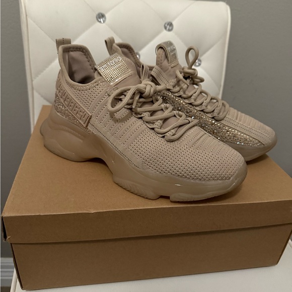 Steve Madden Shoes - Steve Madden bling sneakers